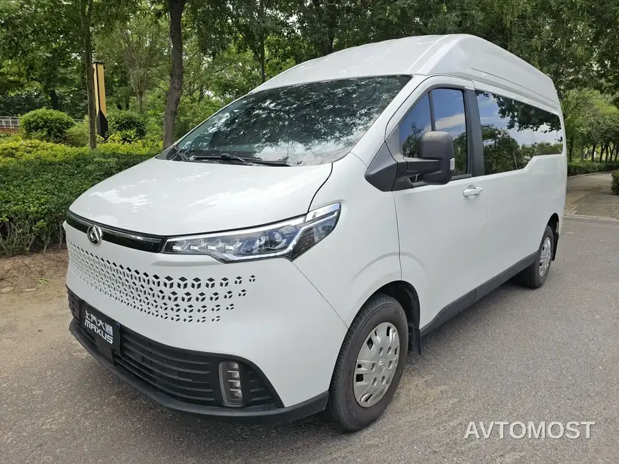 SAIC Maxus Xintu V70 2023 Model 2.0T Elite Edition Automatic Long Wheelbase Medium Roof 6/7-Seater