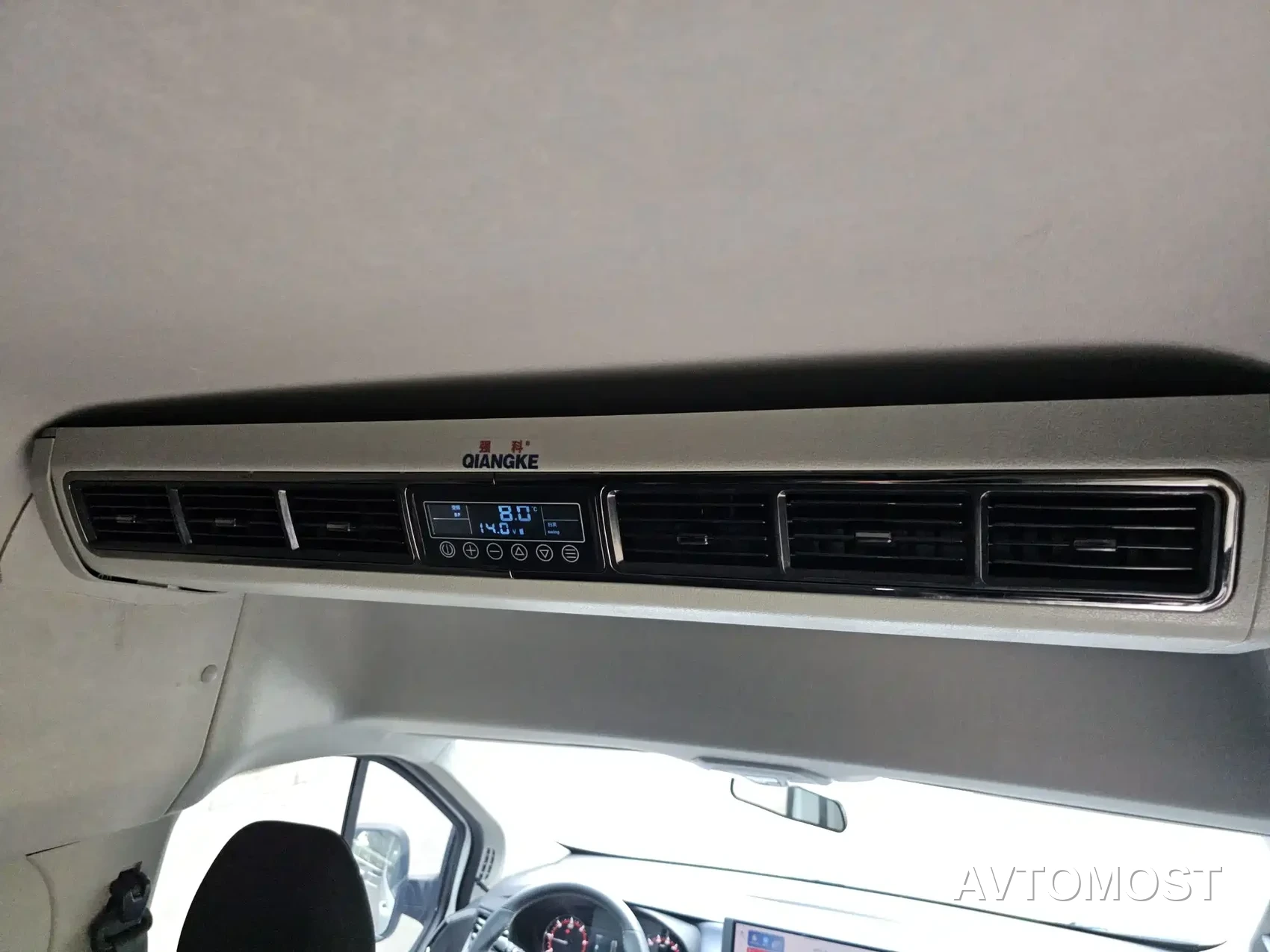 SAIC Maxus Xintu V70 2023 Model 2.0T Elite Edition Automatic Long Wheelbase Medium Roof 6/7-Seater — фото 18
