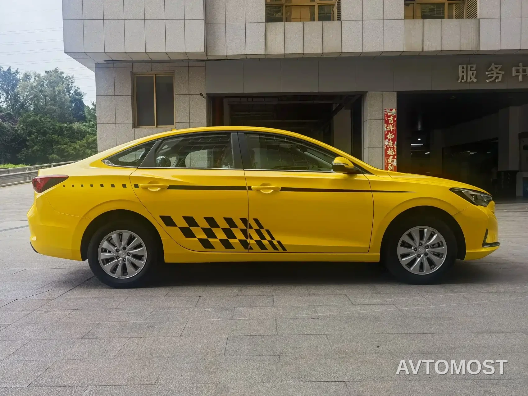 Changan Eado New Energy 2022 EV460 Smart Refresh Ride-Hailing Edition (LFP) — фото 4