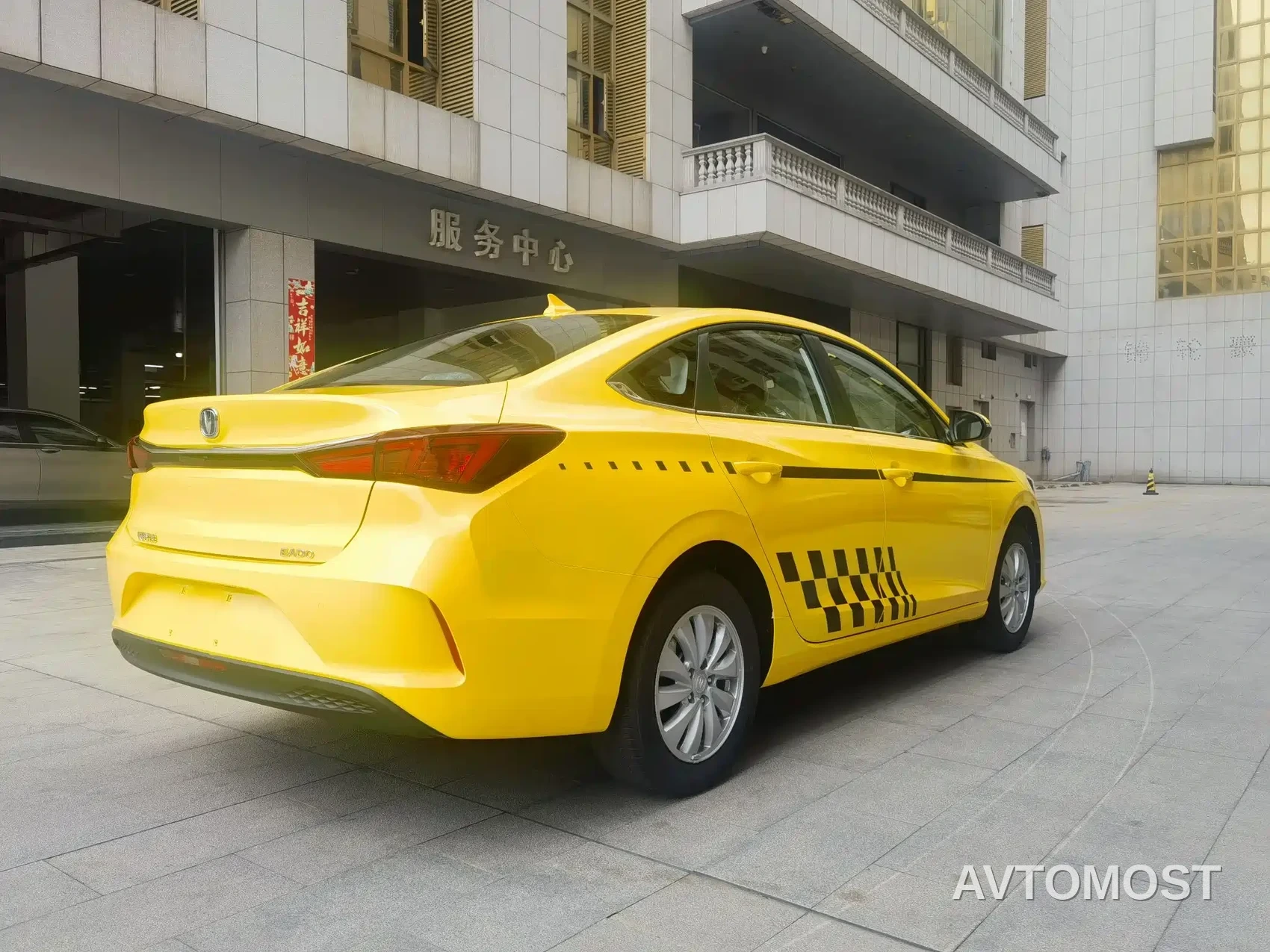 Changan Eado New Energy 2022 EV460 Smart Refresh Ride-Hailing Edition (LFP) — фото 5