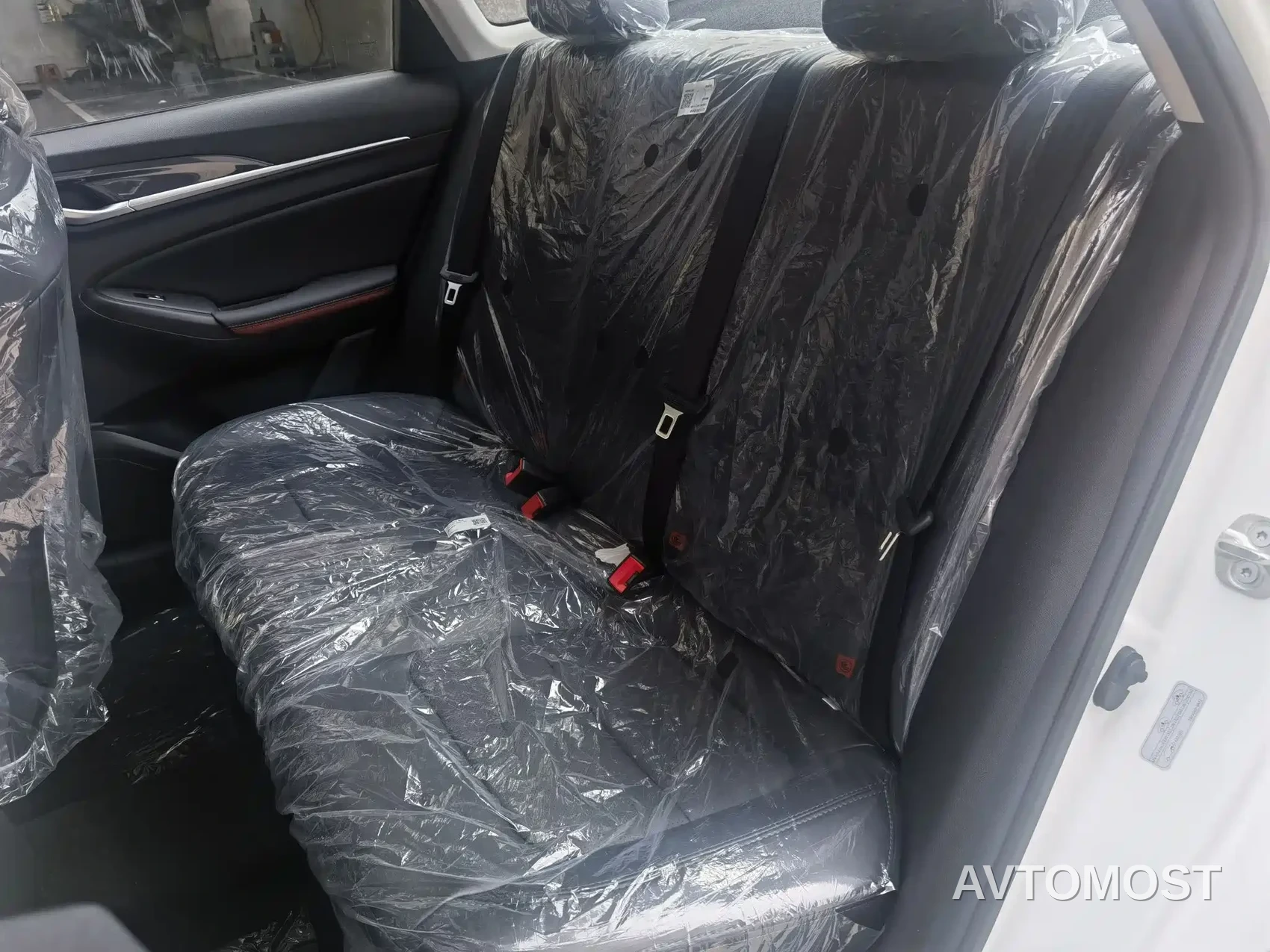 Changan Eado New Energy 2022 EV460 Smart Refresh Ride-Hailing Edition (LFP) — фото 9