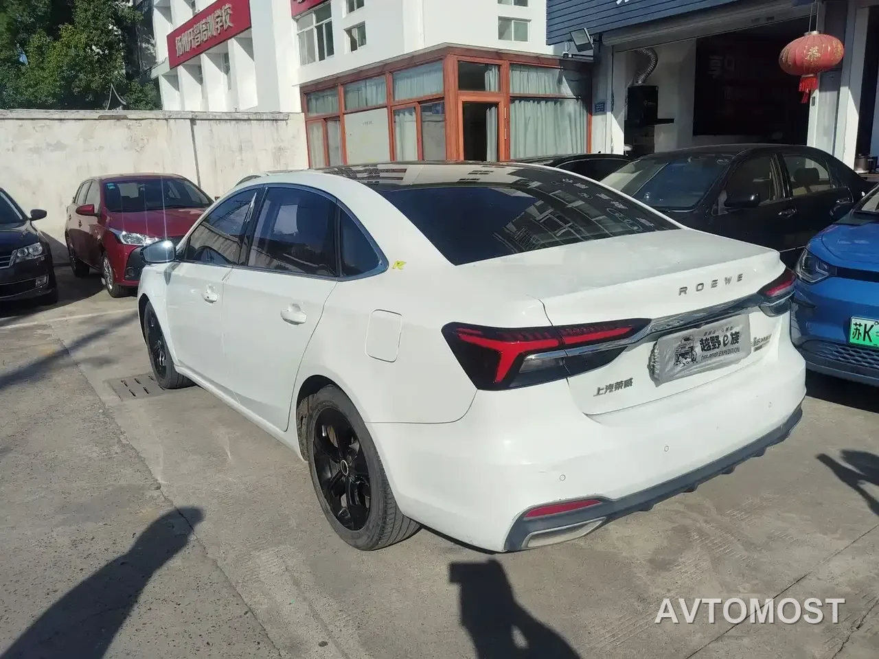 Roewe i6 MAX EV 2020 Model 1.5T PHEV Cool Panoramic Sunroof Edition — фото 5