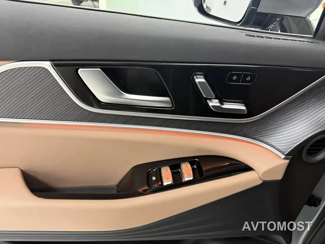 Chery Tiggo 8L 2024 Model 2.0T 2WD Luxury 5-Seater — фото 6