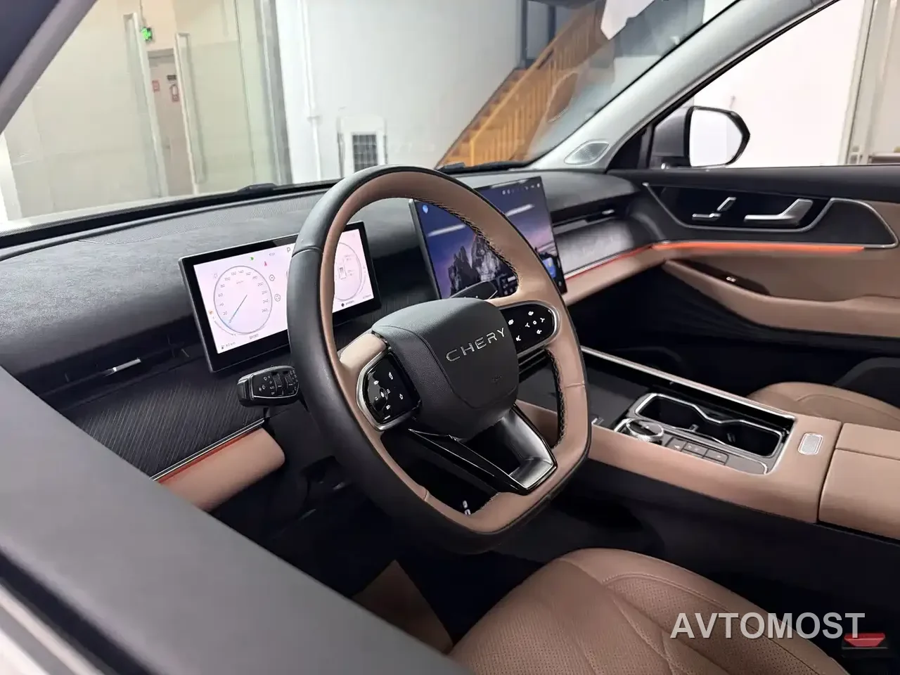 Chery Tiggo 8L 2024 Model 2.0T 2WD Luxury 5-Seater — фото 8