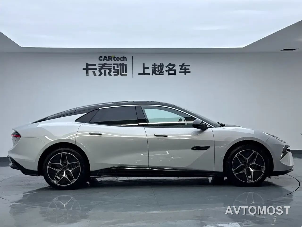 Lotus Cars EMEYA Blossom 2025 600 Wagon — фото 24