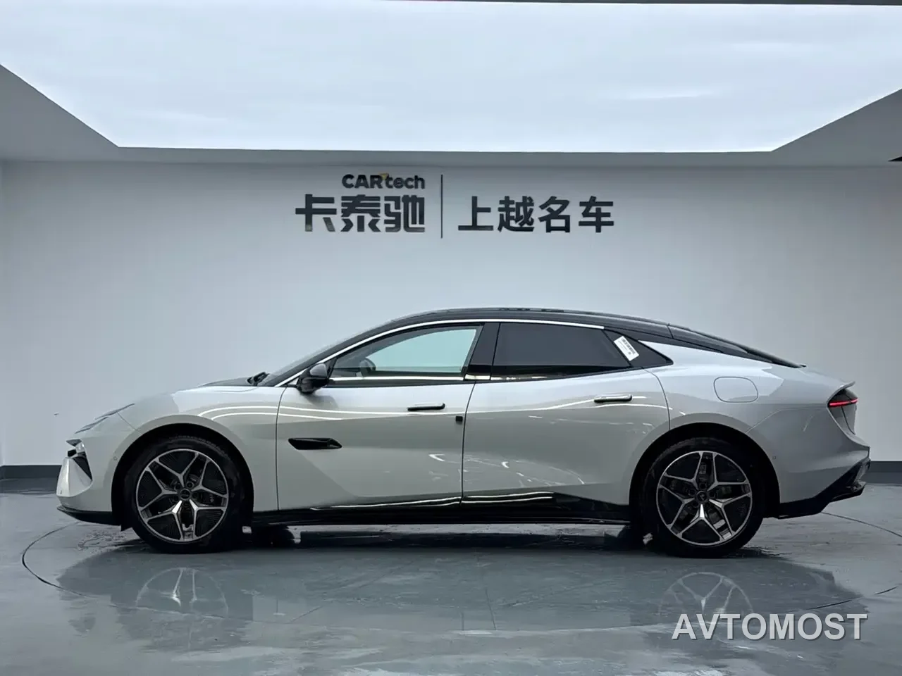 Lotus Cars EMEYA Blossom 2025 600 Wagon — фото 27