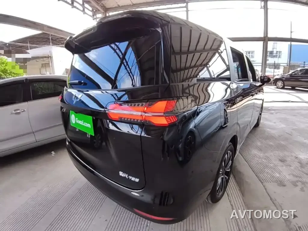 Wuling Motors Xingguang 730 New Energy 2025 Model Plug-in Hybrid Base Version — фото 2
