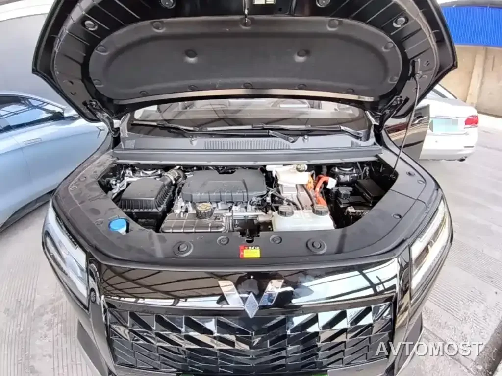 Wuling Motors Xingguang 730 New Energy 2025 Model Plug-in Hybrid Base Version — фото 9