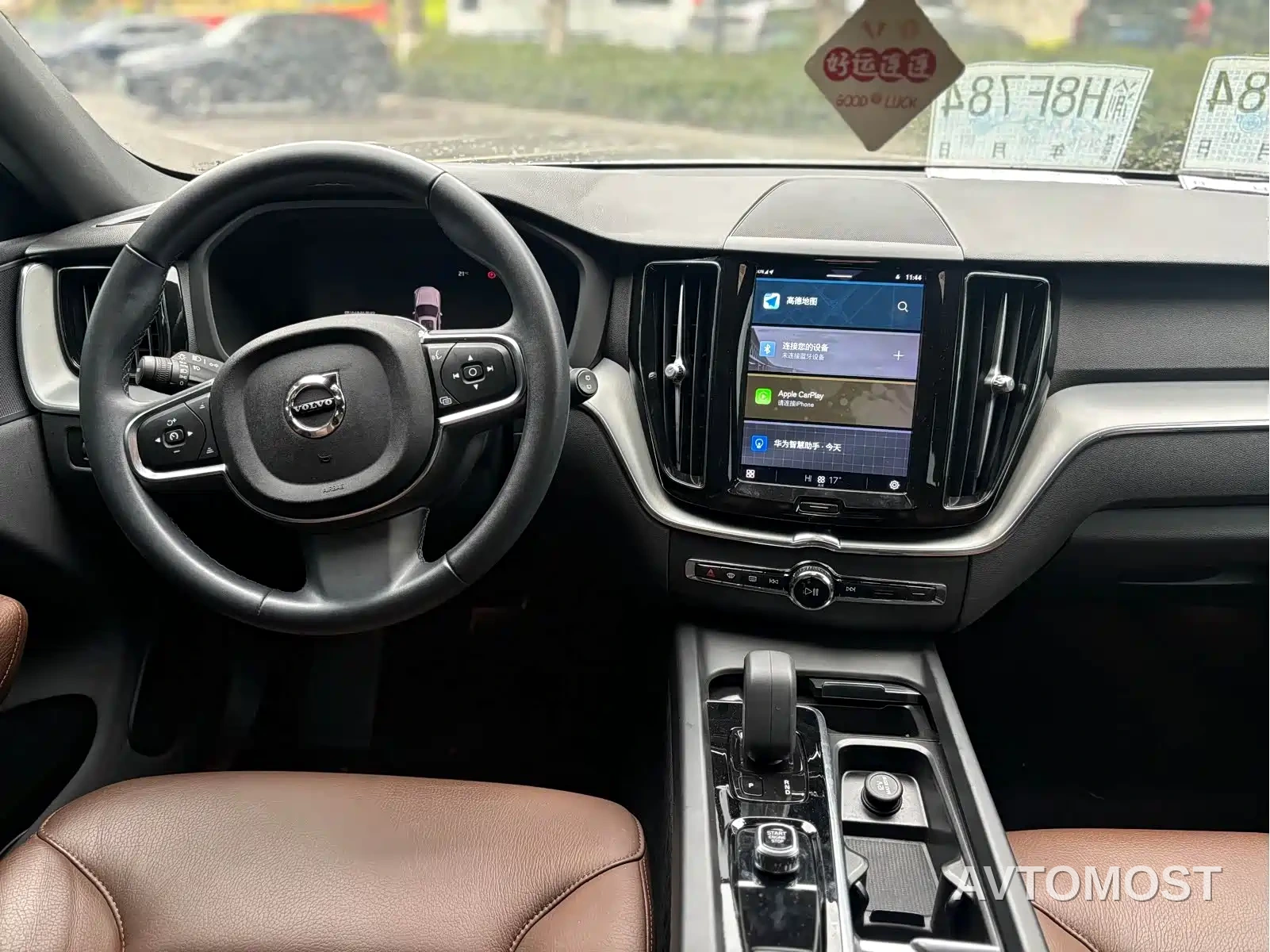 Volvo XC60 2022 B5 AWD R-Design — фото 7