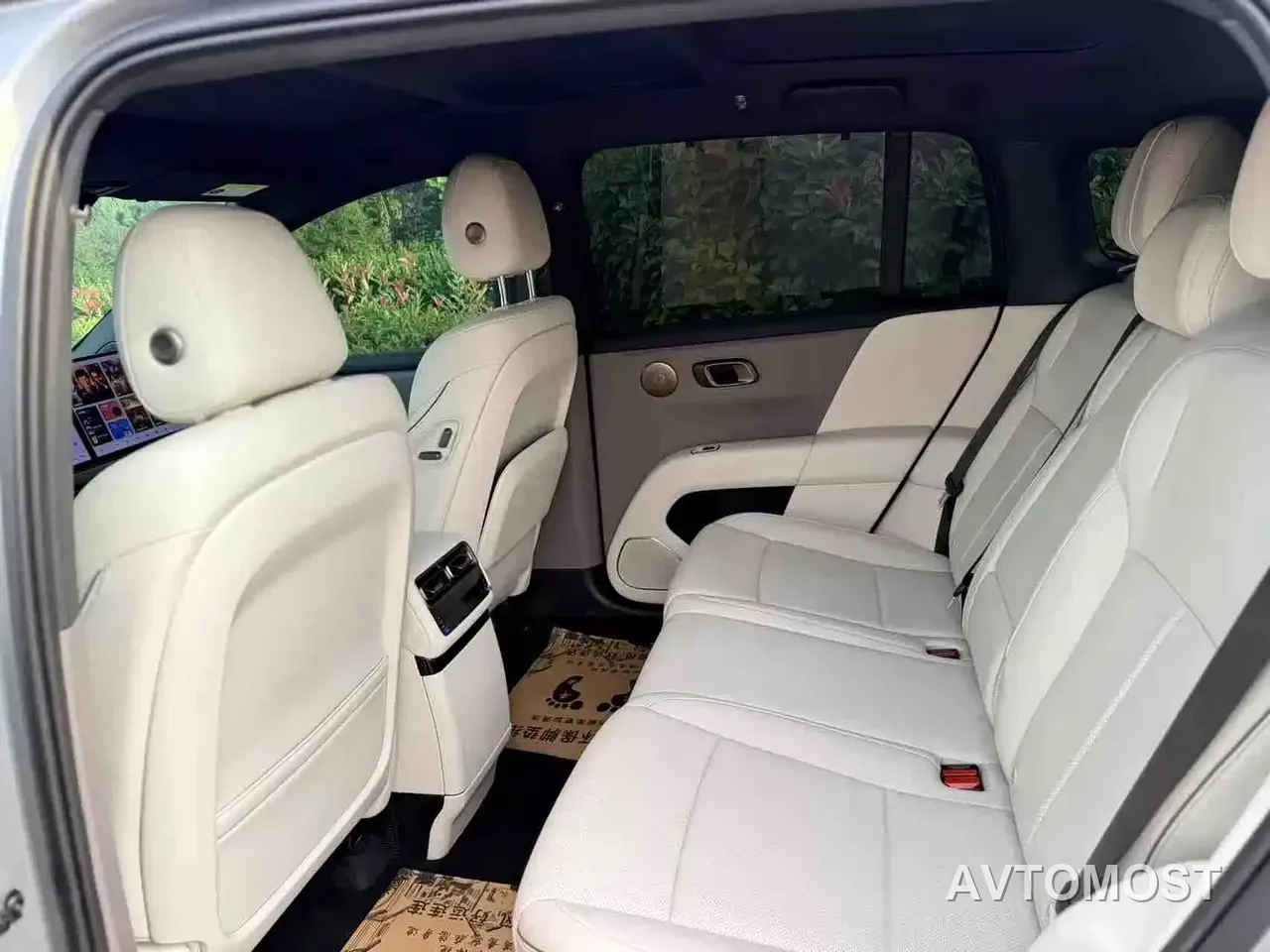 Li Auto i6 2025 2WD Base Model — фото 6