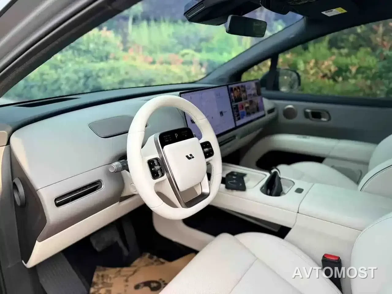 Li Auto i6 2025 2WD Base Model — фото 4