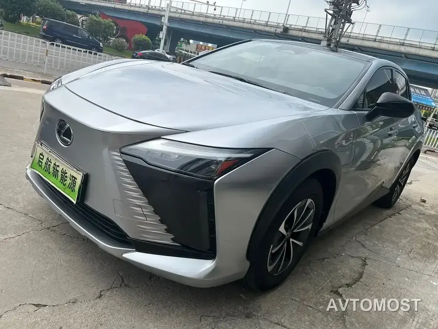 Lexus RZ 2023 450e 4WD Deluxe