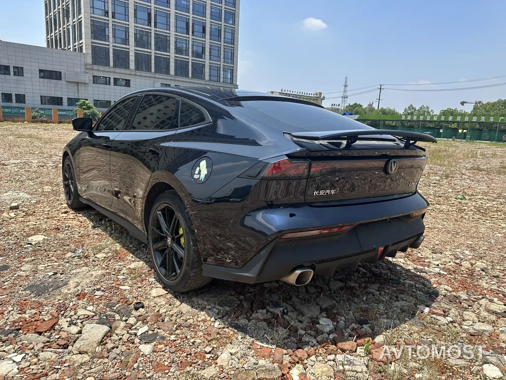 Changan UNI-V 2022 1.5T Premium Model — фото 7