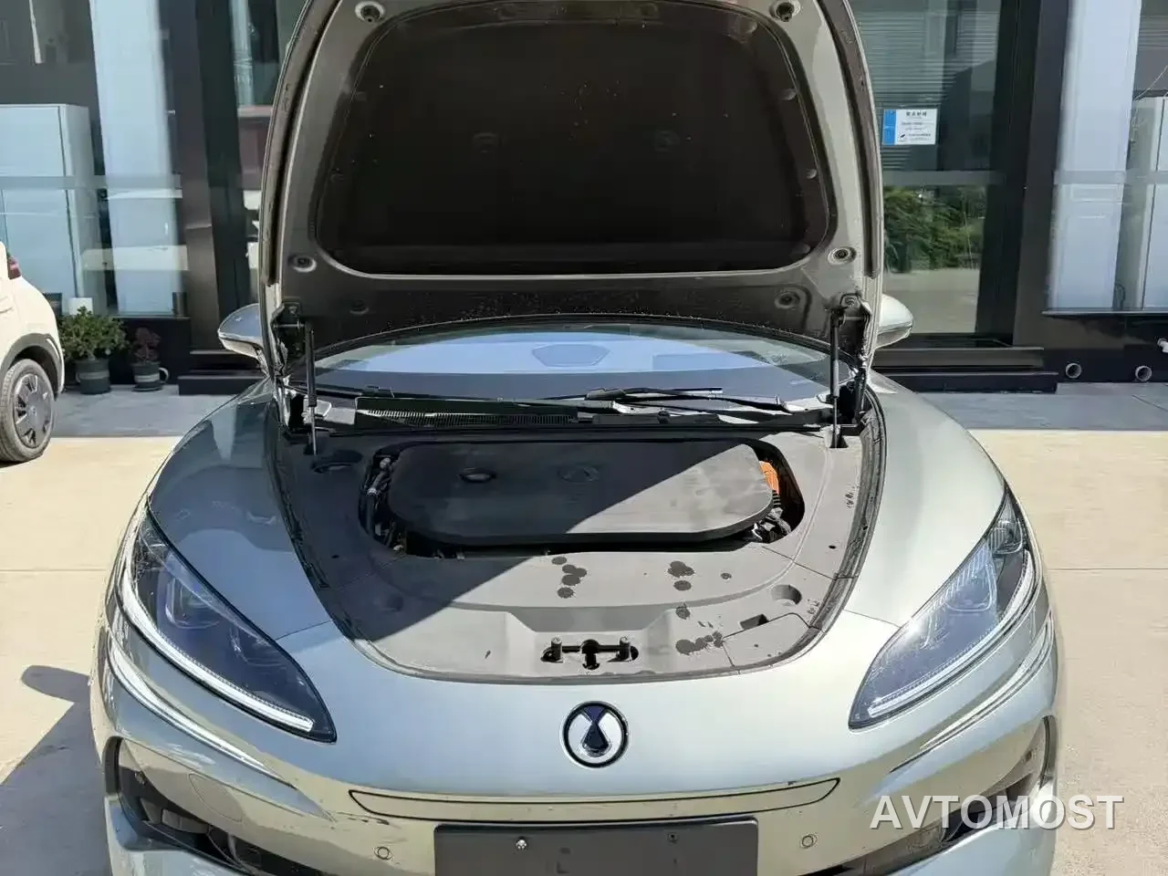 Denza Z9GT 2024 Model 1100 AWD Max Edition — фото 2