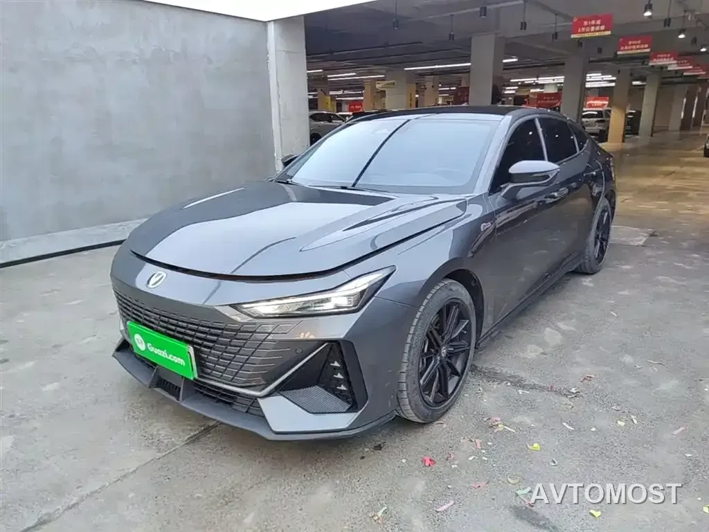 Changan UNI-V iDD 2023 ZhiDian iDD 1.5T 113km Smart Fun Edition — фото 2