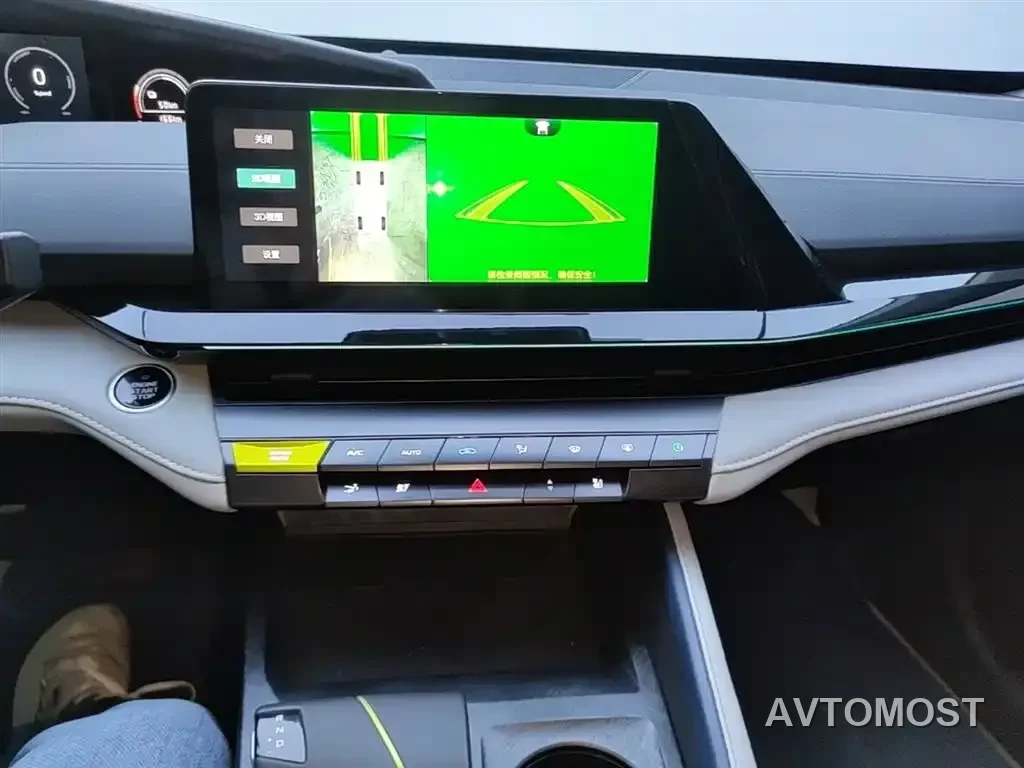 Changan UNI-V iDD 2023 ZhiDian iDD 1.5T 113km Smart Fun Edition — фото 13