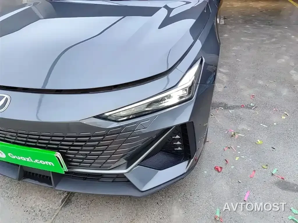 Changan UNI-V iDD 2023 ZhiDian iDD 1.5T 113km Smart Fun Edition — фото 23