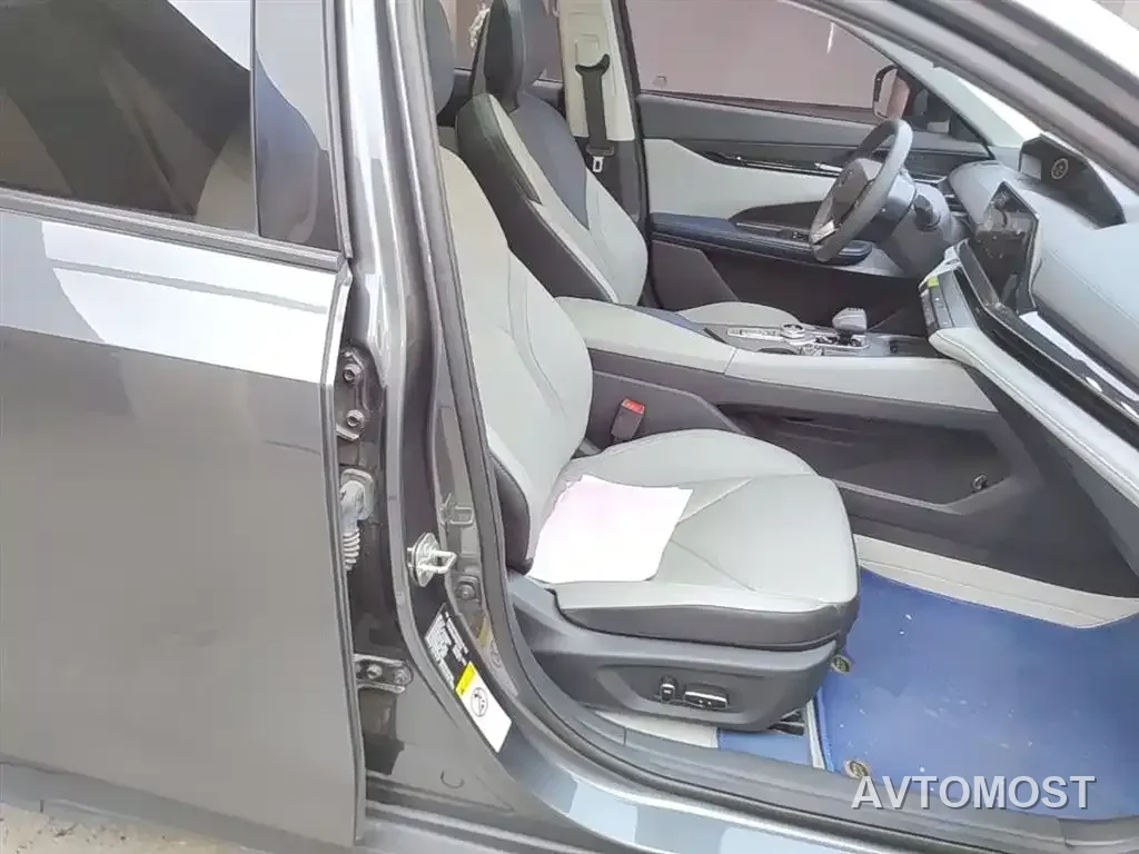 Changan UNI-V iDD 2023 ZhiDian iDD 1.5T 113km Smart Fun Edition — фото 24