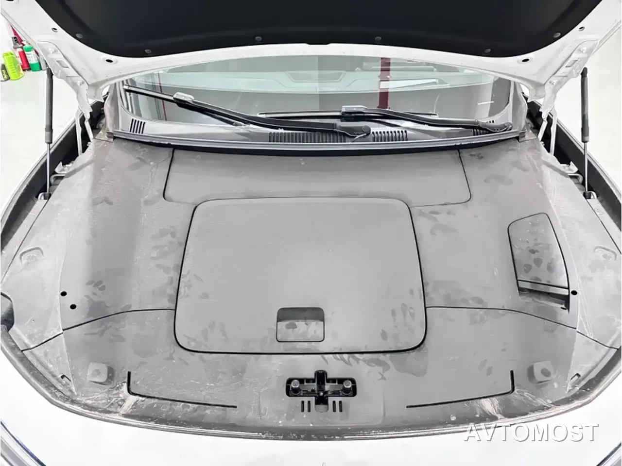 Polestar 4 2024 Dual Motor Long Range PLUS Twin-Star Connected Edition — фото 7