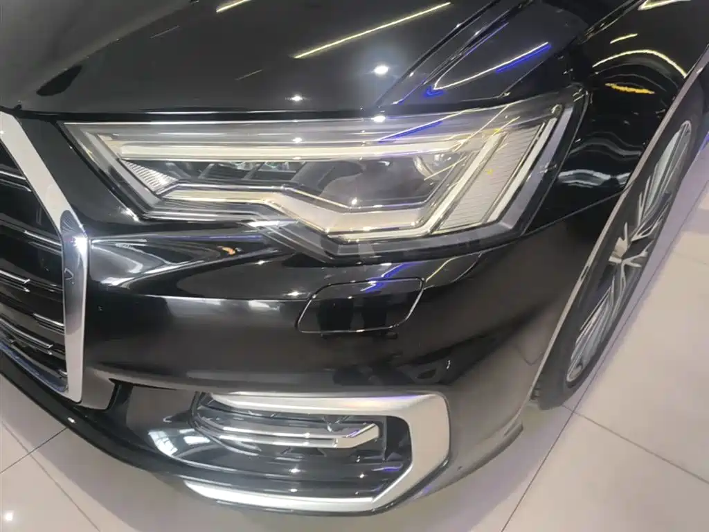 Audi A6L 2023 Facelift 45 TFSI quattro Premium Dynamic — фото 24