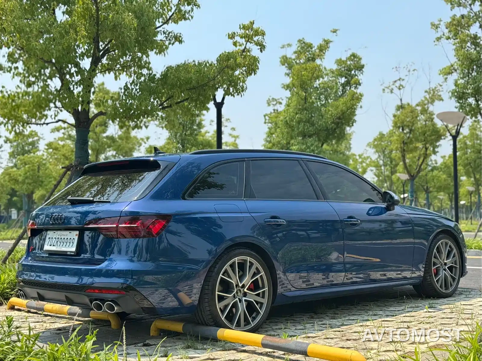 Audi S4 2025 S4 Avant 3.0TFSI — фото 12