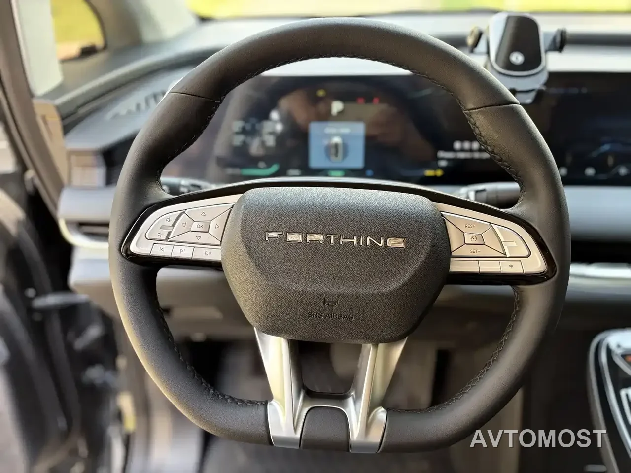 Dongfeng Fengxing Starlight V9 2026 Beyond Joy Series 200km Comfort — фото 8