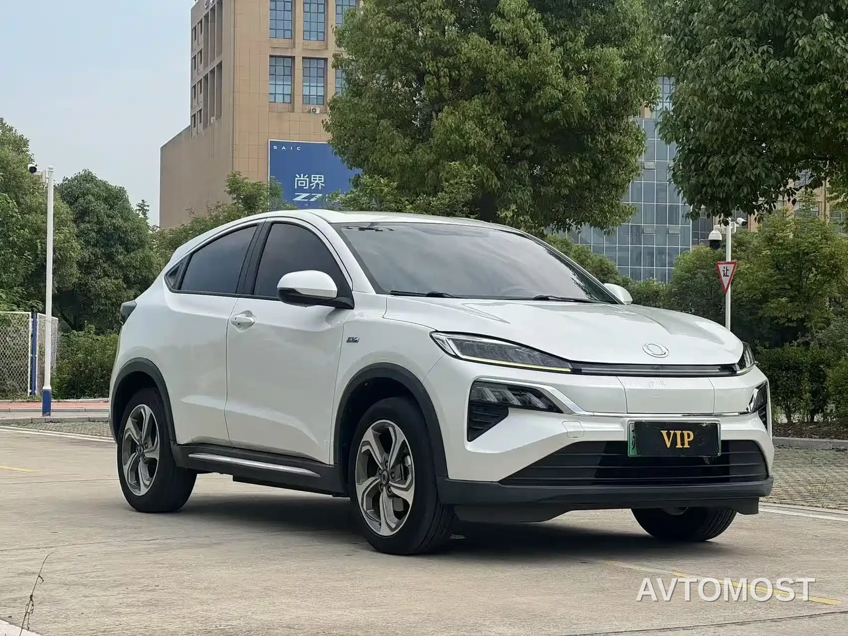 CIIMO Dongfeng Honda M-NV 2021 Shangyi Edition — фото 5