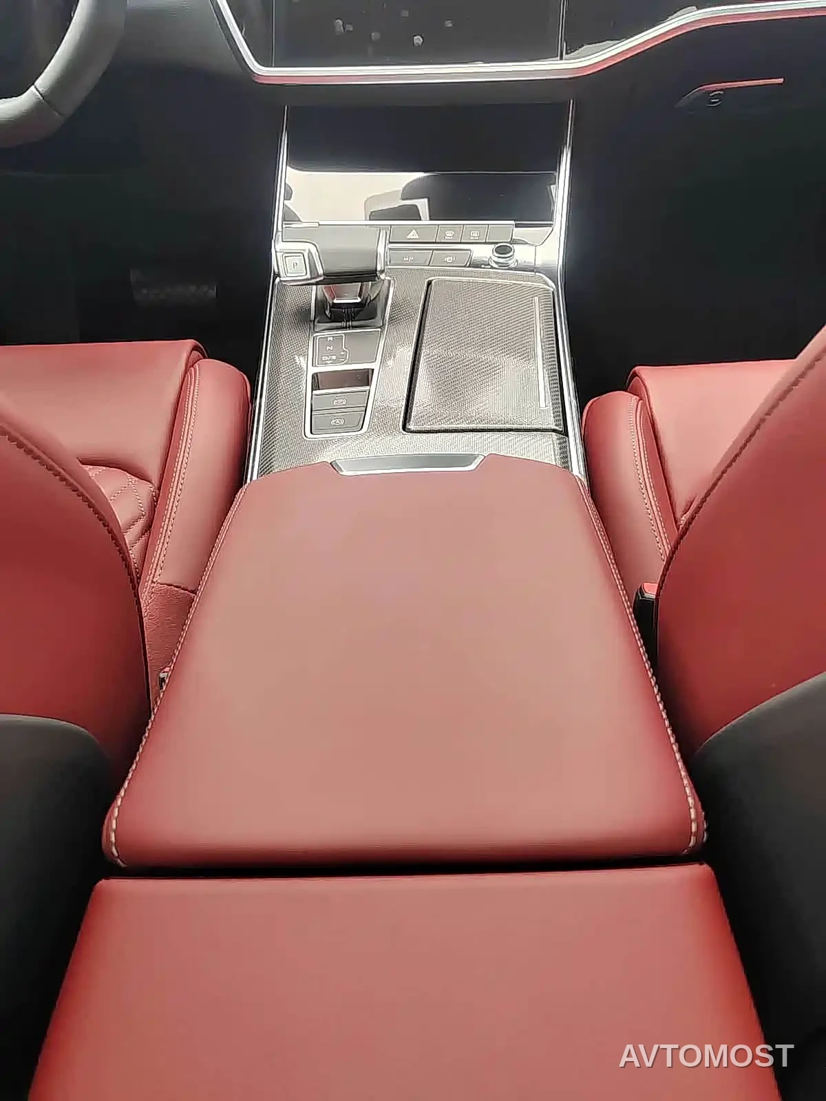 Audi A7L 2025 Model Year 45 TFSI quattro Black Knight Edition — фото 3