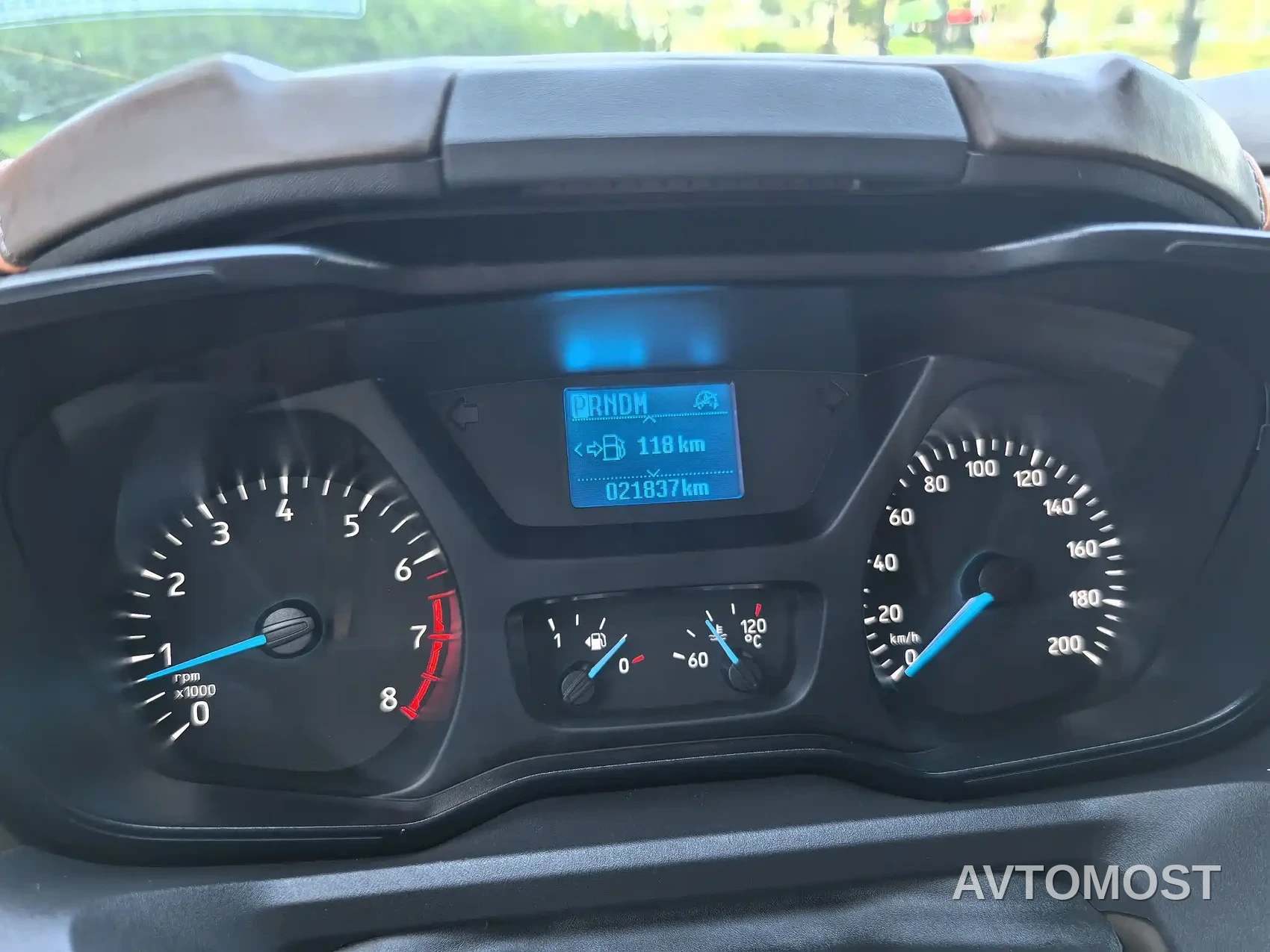 Ford Tourneo 2023 2.0T Automatic Premium Edition — фото 15