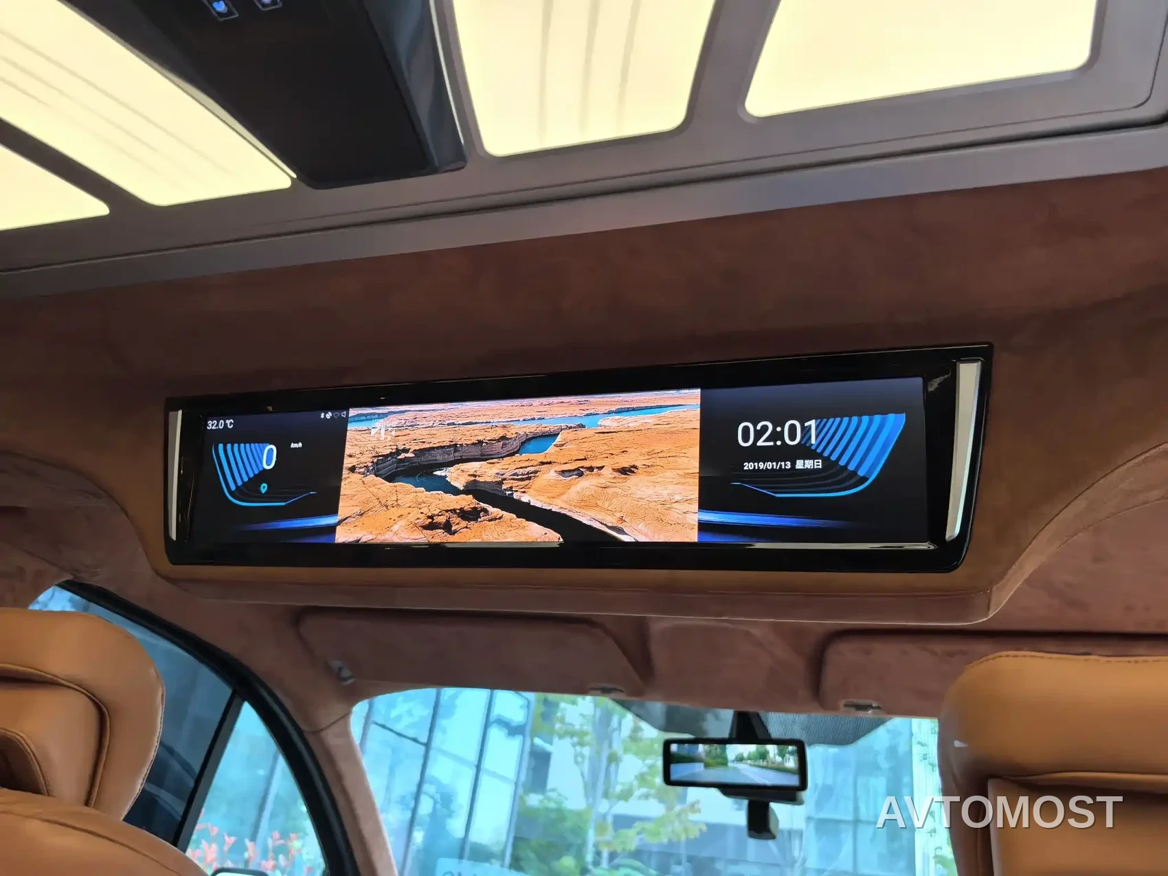 Ford Tourneo 2023 2.0T Automatic Premium Edition — фото 28
