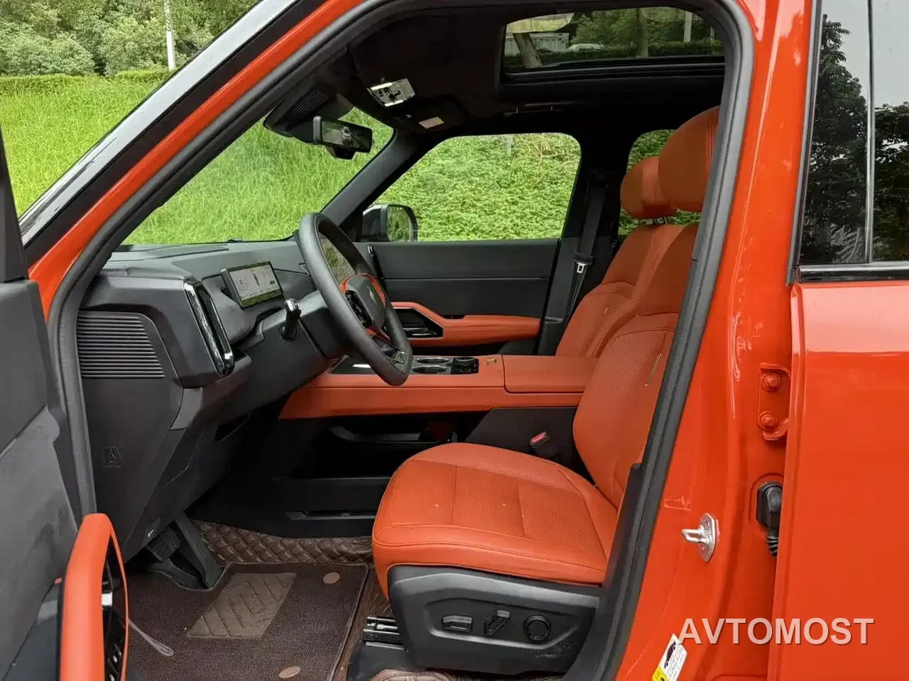 Ford Mustang NEV 2025 Plug-in Range Extender Hybrid — фото 8