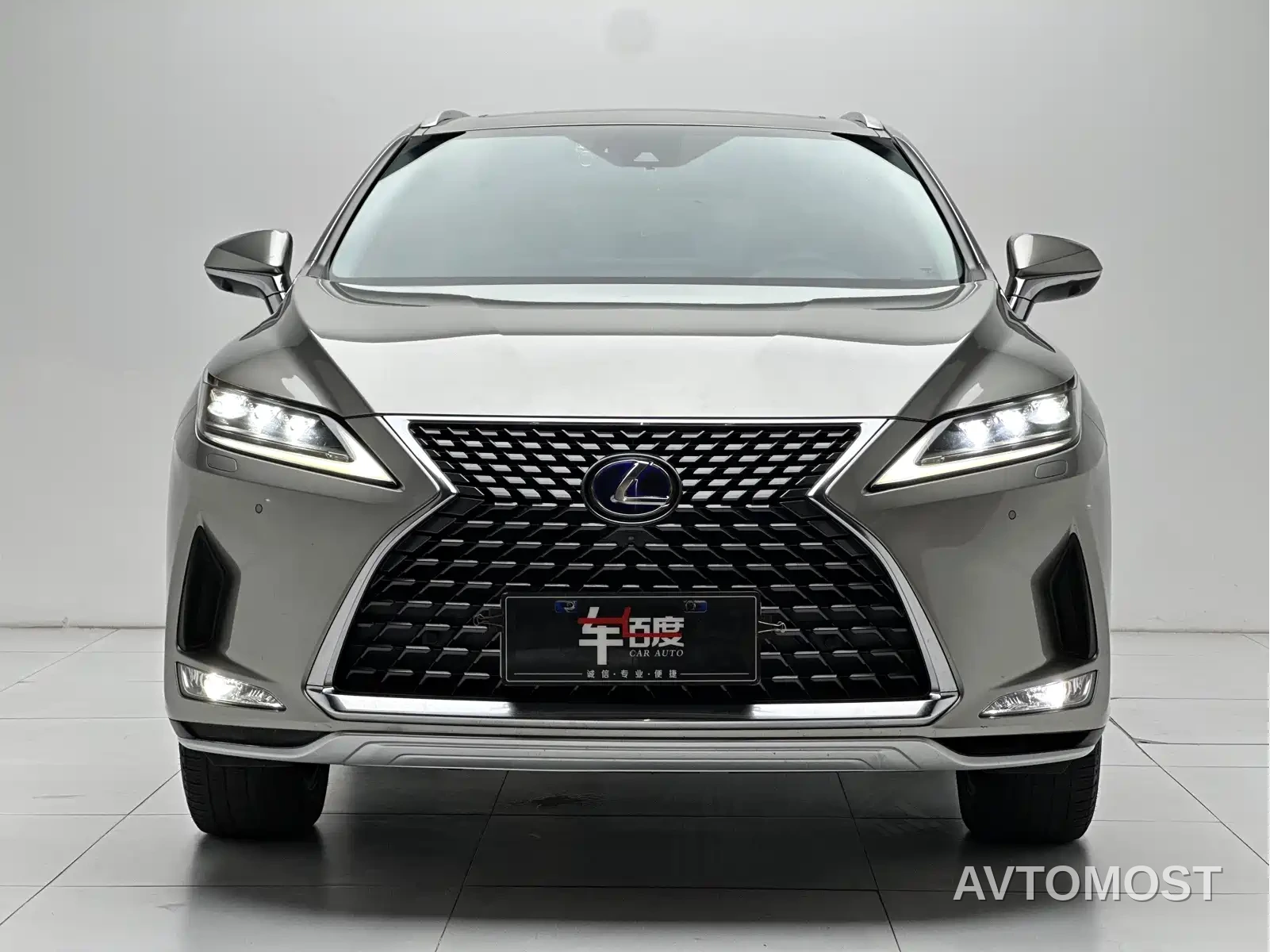 Lexus RX 2020 Facelift 450h AWD Elegance Edition — фото 2