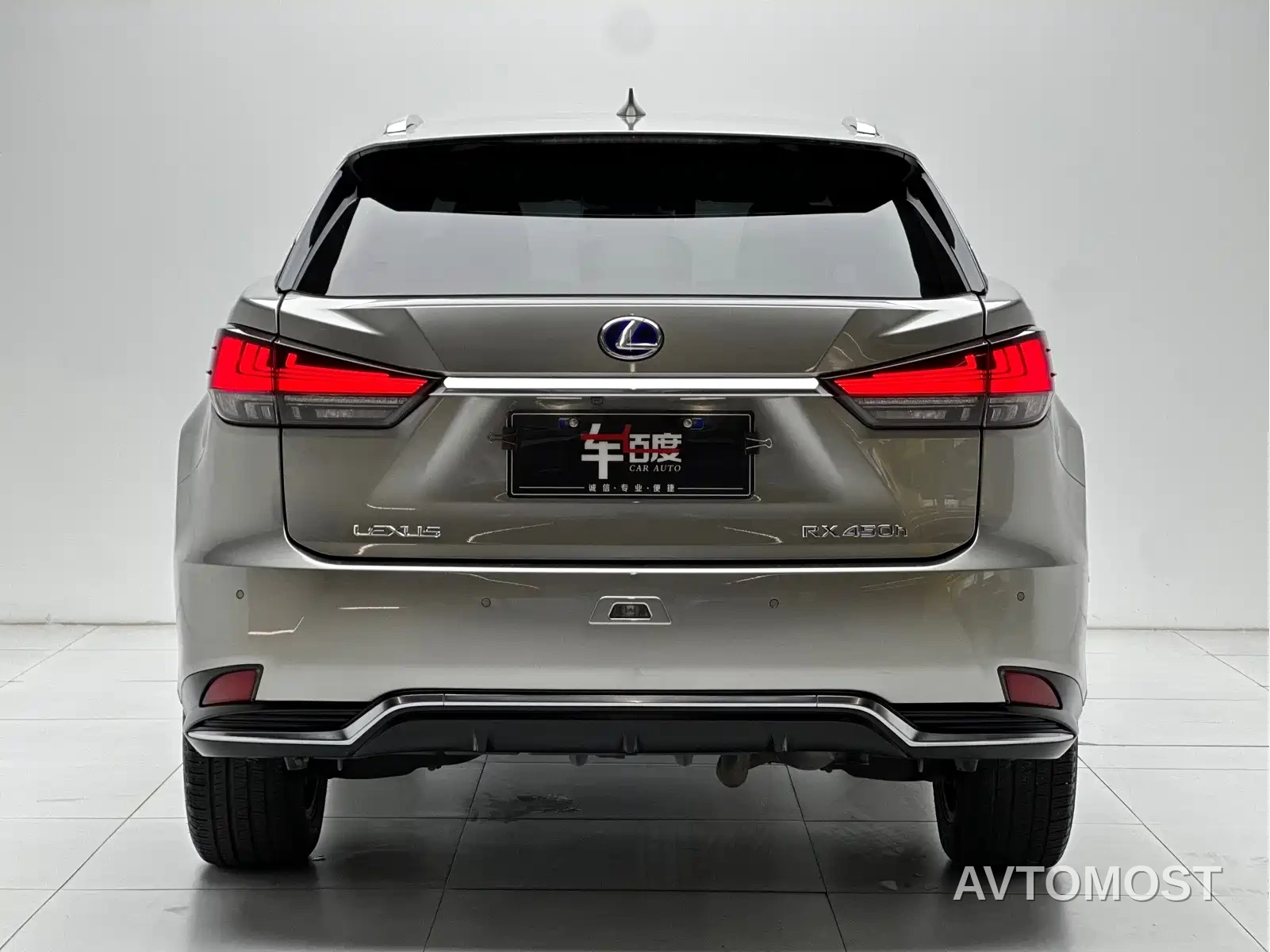 Lexus RX 2020 Facelift 450h AWD Elegance Edition — фото 5