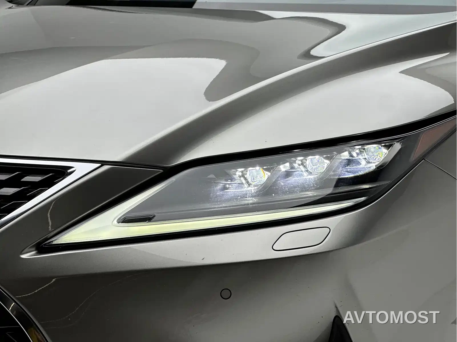 Lexus RX 2020 Facelift 450h AWD Elegance Edition — фото 15