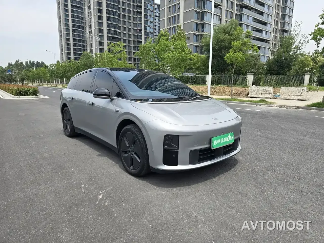 Li Auto i6 2025 2WD Base Model — фото 3