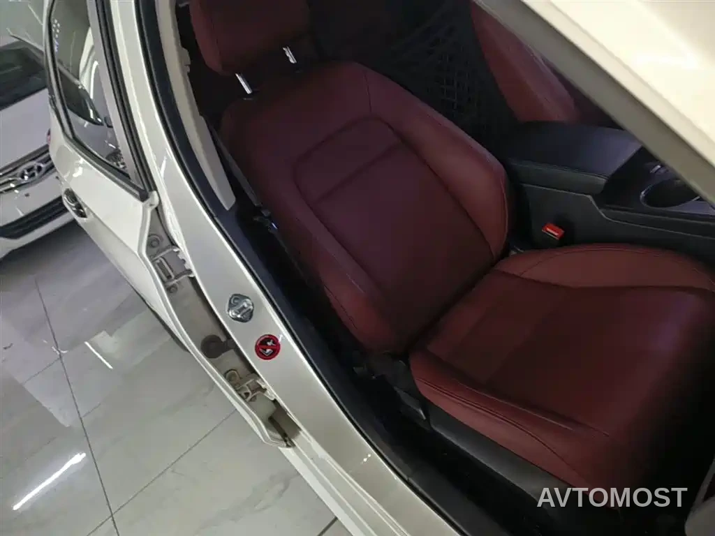 Honda Civic 2022 240TURBO CVT Sport Edition — фото 24