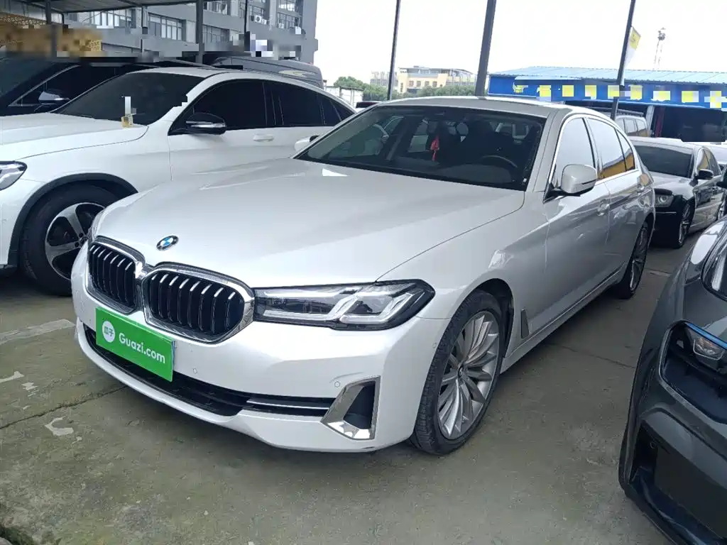 BMW 5 Series 2022 Facelift II 530Li Luxury Trim Premium Package — фото 2