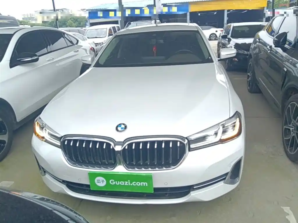 BMW 5 Series 2022 Facelift II 530Li Luxury Trim Premium Package — фото 3