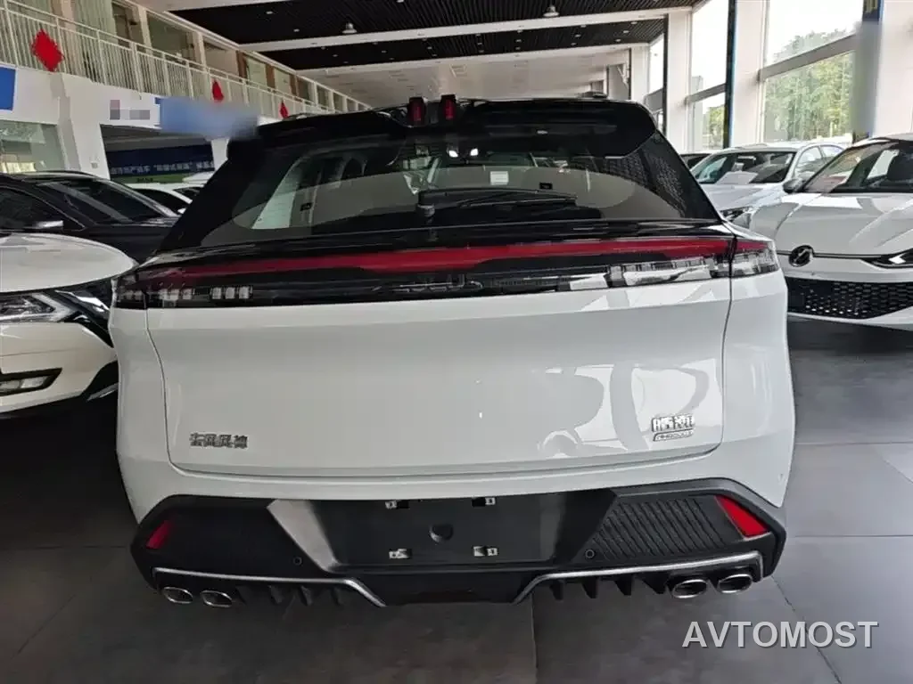 Dongfeng Aeolus Haohan 2023 DH-i 1.5T Luxury Edition — фото 6