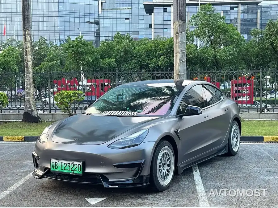 Tesla Model 3 2021 Standard Range Rear-Wheel Drive Upgrade