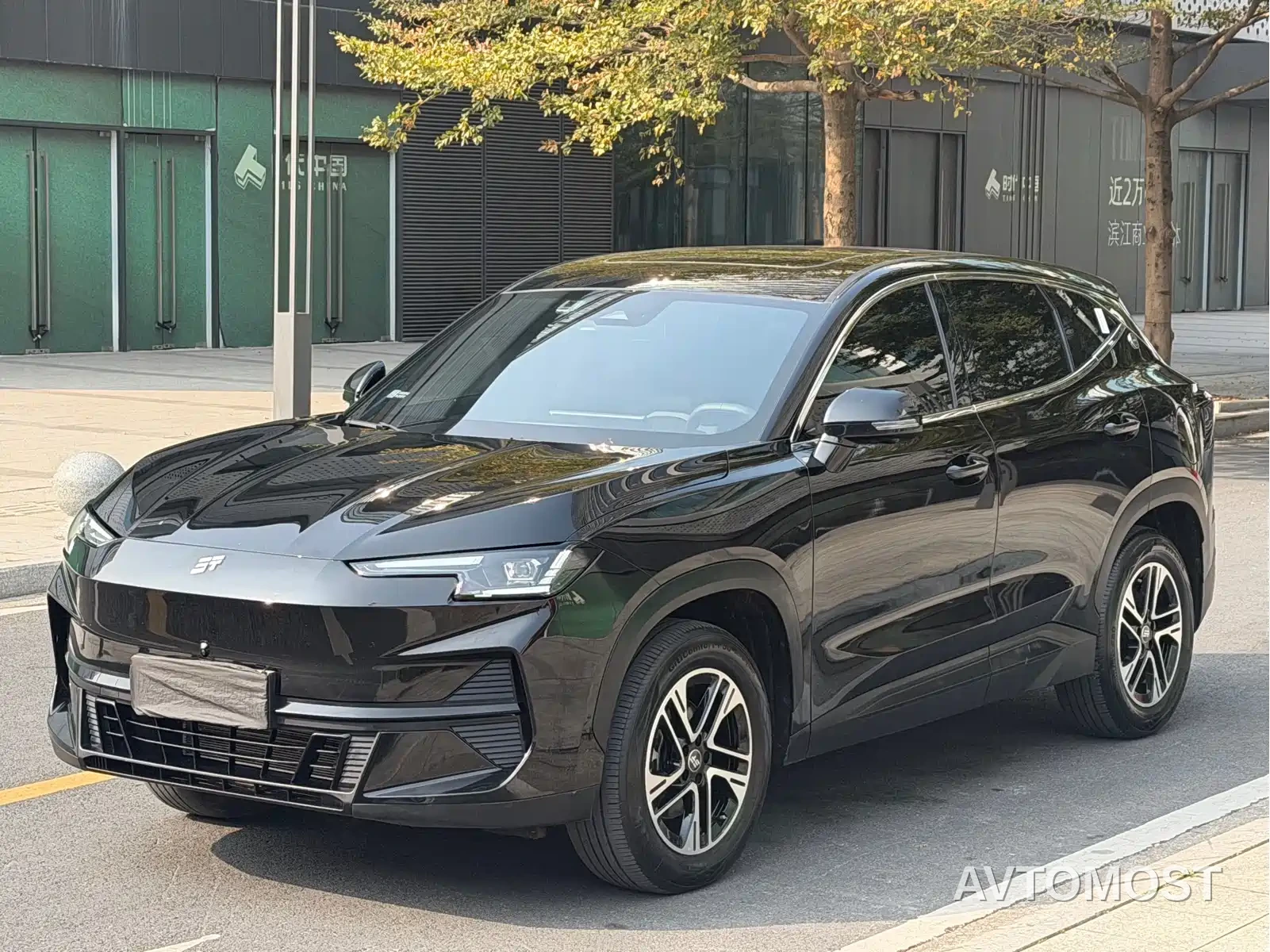 Jetour Shanhai L6 2024 1.5TD DHT MAX — фото 1