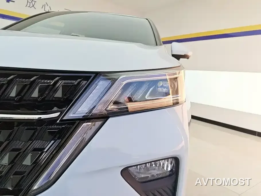 Wuling Xingchen 2022 2.0L DHT Electric Speed Edition — фото 5