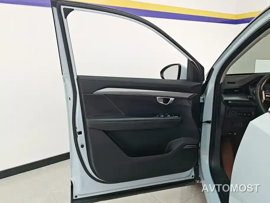 Wuling Xingchen 2022 2.0L DHT Electric Speed Edition — фото 7