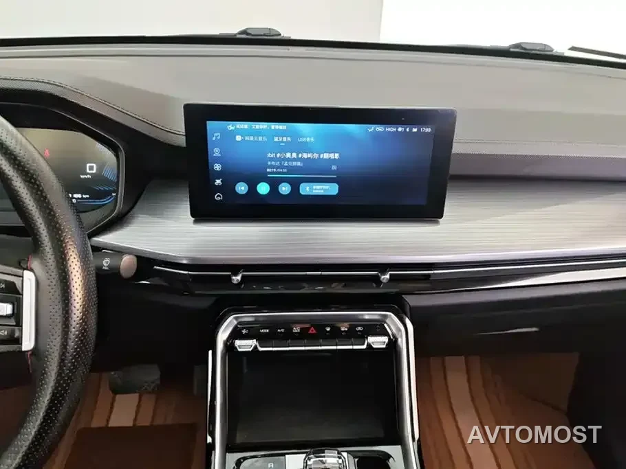 Wuling Xingchen 2022 2.0L DHT Electric Speed Edition — фото 10