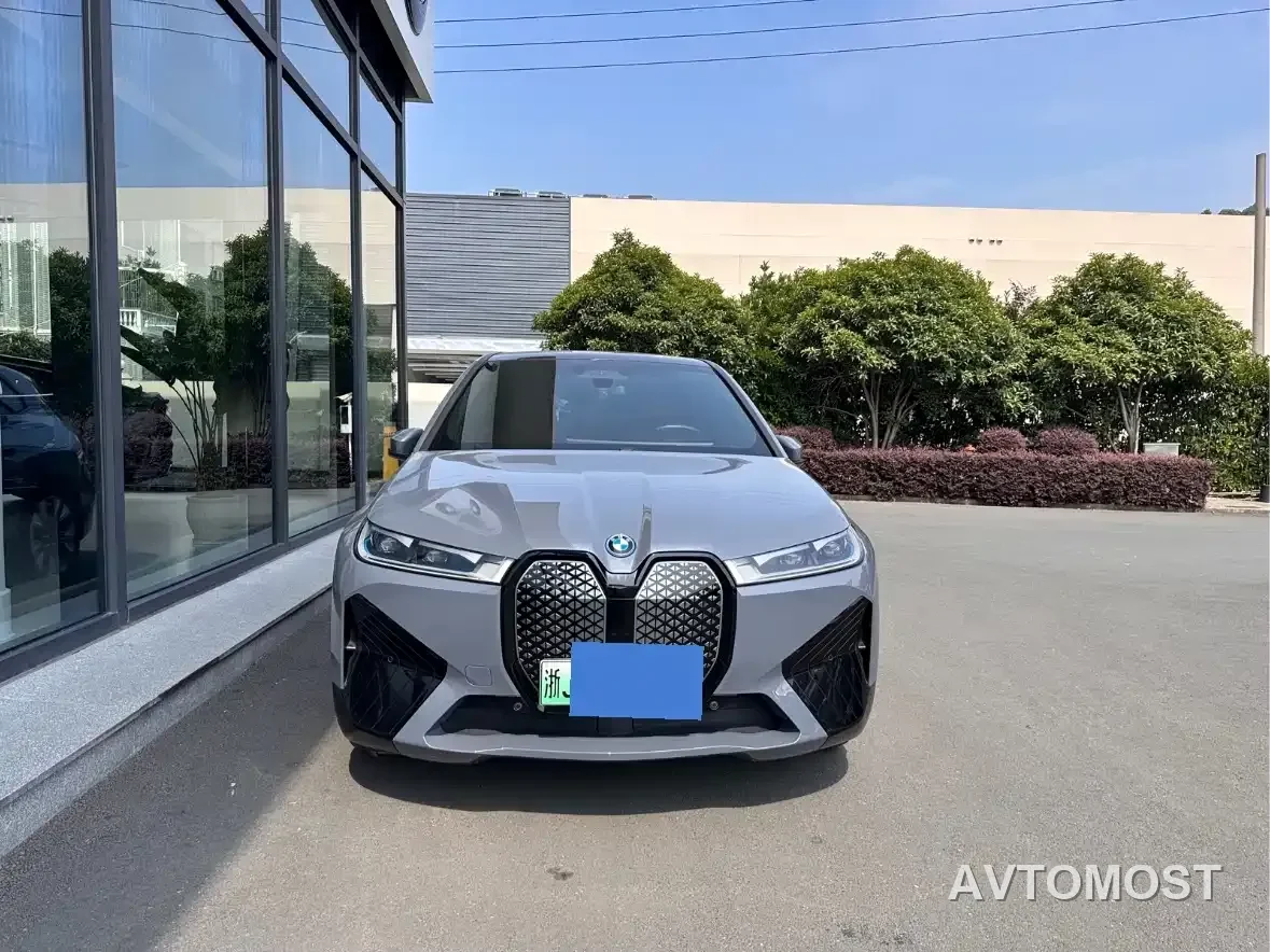 BMW iX 2022 xDrive40 — фото 2