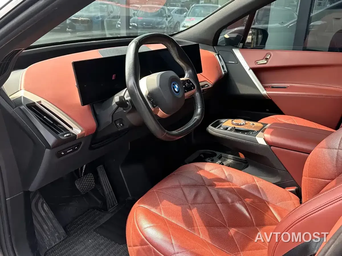 BMW iX 2022 xDrive40 — фото 6