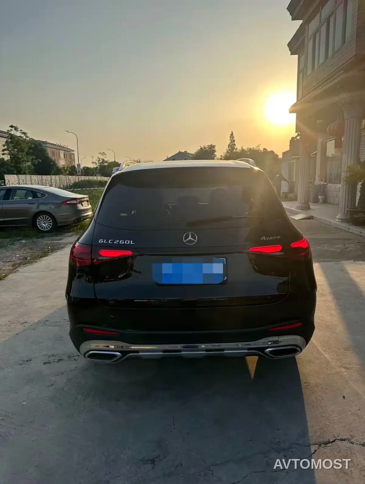 Mercedes-Benz GLC 2024 GLC 260 L 4MATIC Dynamic 5-seater — фото 5