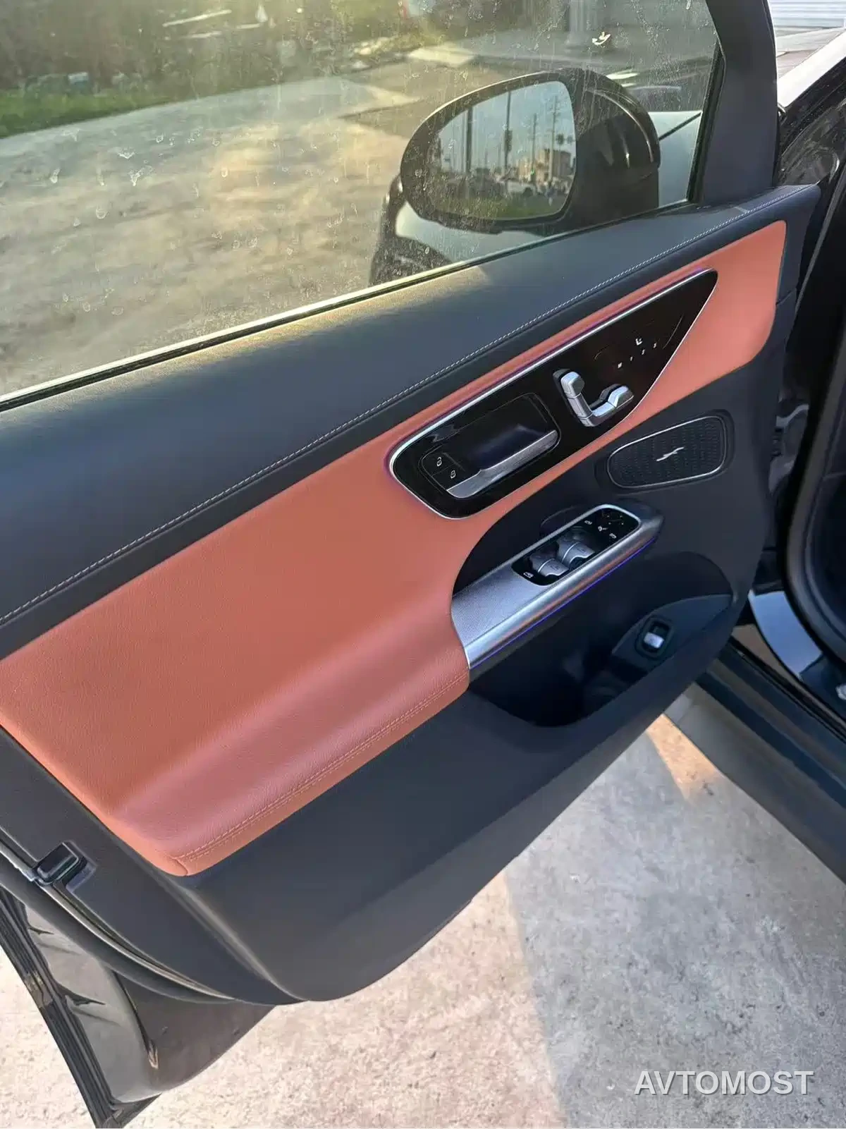 Mercedes-Benz GLC 2024 GLC 260 L 4MATIC Dynamic 5-seater — фото 12