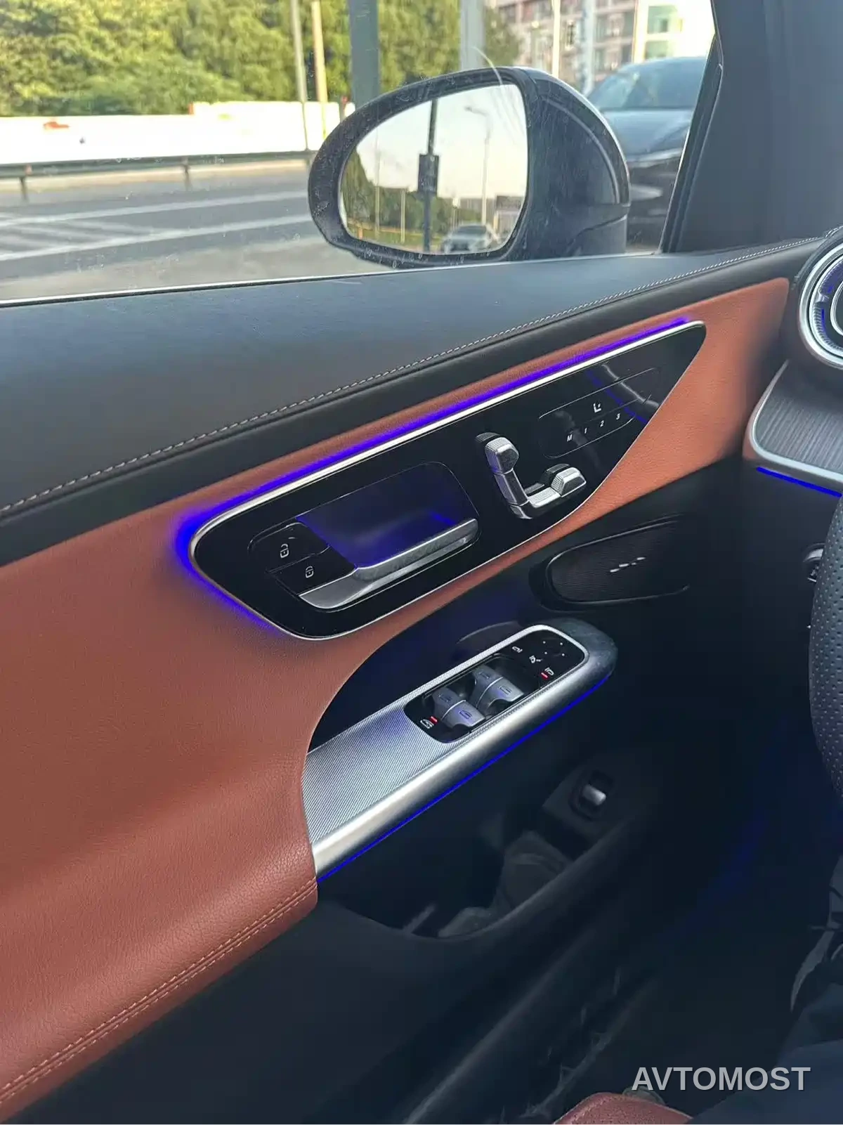 Mercedes-Benz GLC 2024 GLC 260 L 4MATIC Dynamic 5-seater — фото 16