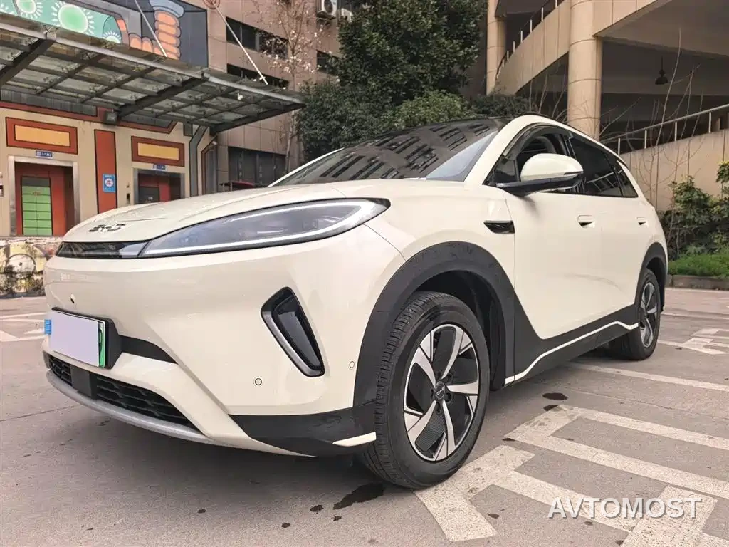 BYD Hai Shi 05 EV 2025 520KM Smart Navigation Edition — фото 4
